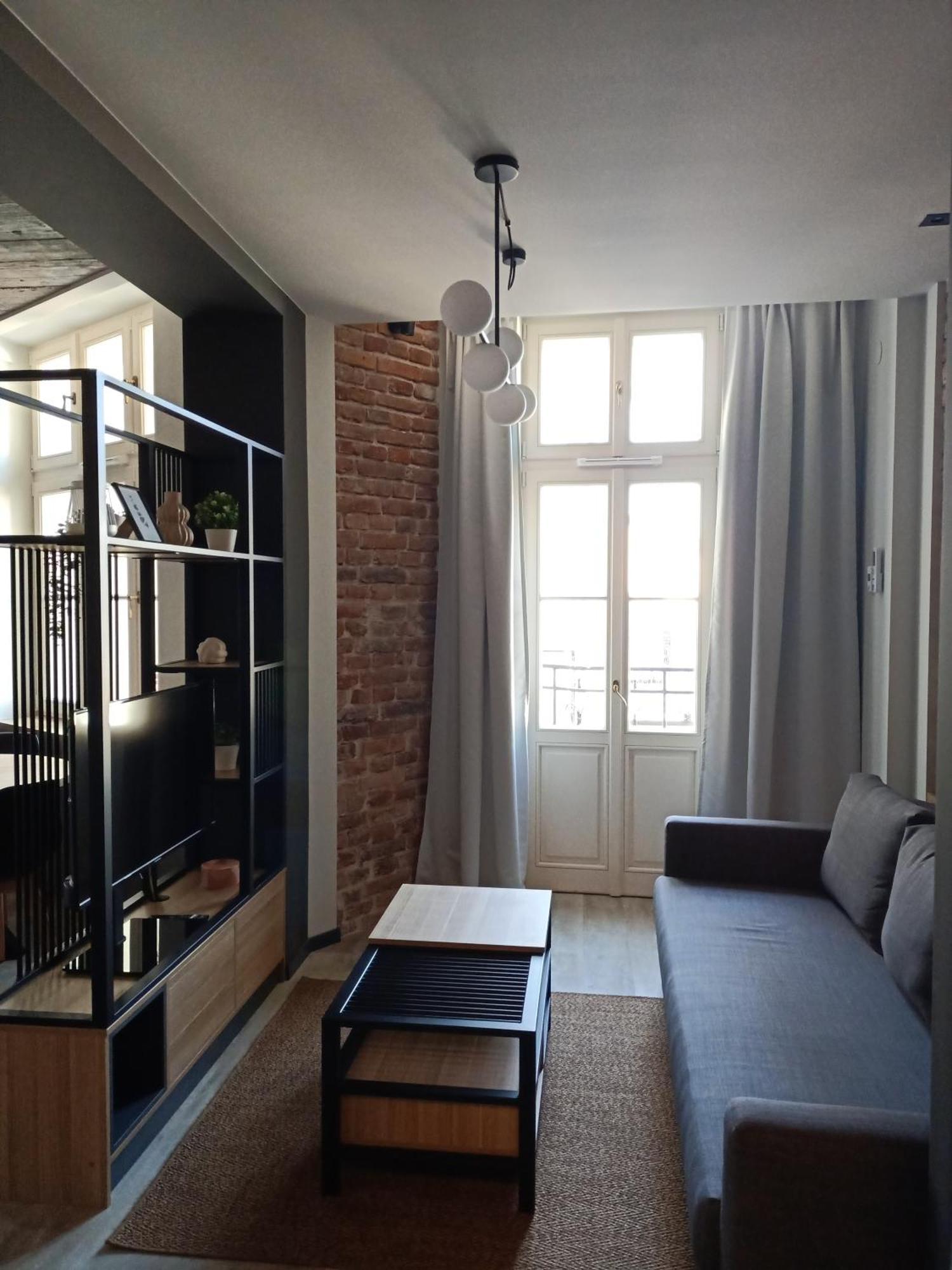 In The Heart Of The Apartament